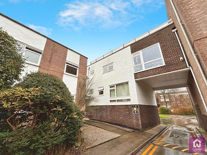 1 Bedroom Flat For Sale In Wilmslow Road, Fallowfield, Greater Manchester, M14