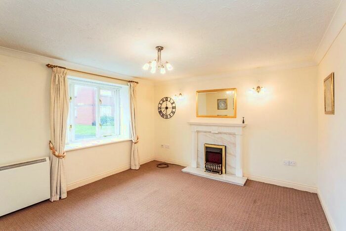 1 Bedroom Apartment To Rent In St. Thomas Close, Blackpool, FY3