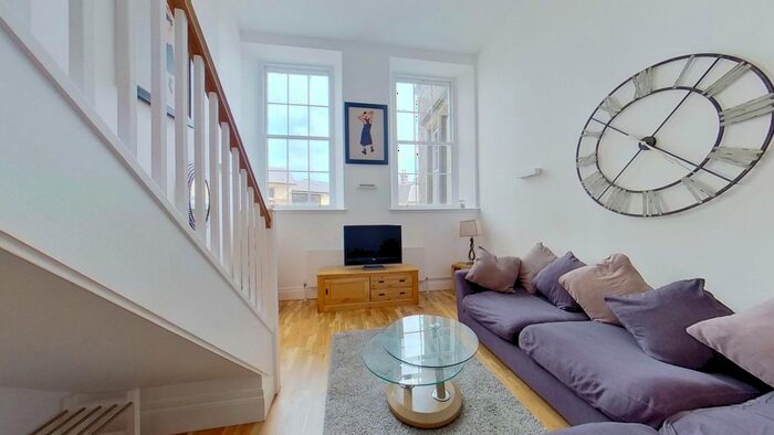2 Bedroom Flat To Rent In Dean Park Street, Edinburgh, EH4
