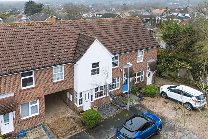 3 Bedroom Semi-Detached House For Sale In Russetts, Langdon Hills, SS16