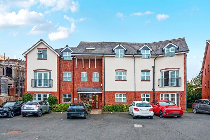 2 Bedroom Apartment To Rent In Claremont House, Poplar Road, Dorridge, B93