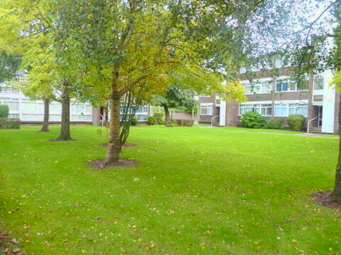 1 Bedroom Flat To Rent In Hornby Court, Bromborough, CH62