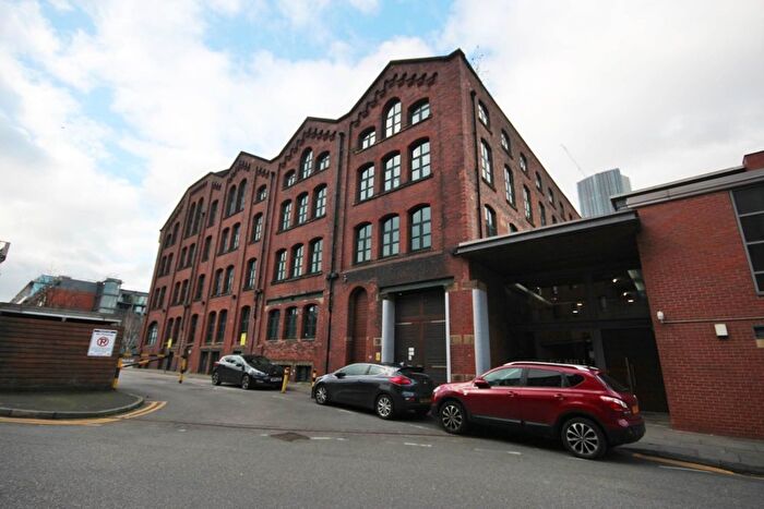 2 Bedroom Flat To Rent In Blantyre Street, Manchester, M15