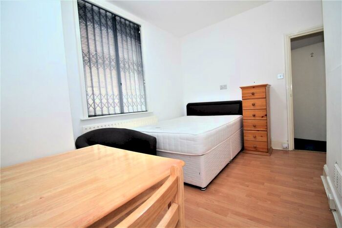 Studio To Rent In Evington Road, Off London Road, Leicester, LE2