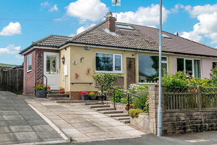 2 Bedroom Semi-Detached Bungalow For Sale In Hanson Road, Meltham, Holmfirth, HD9