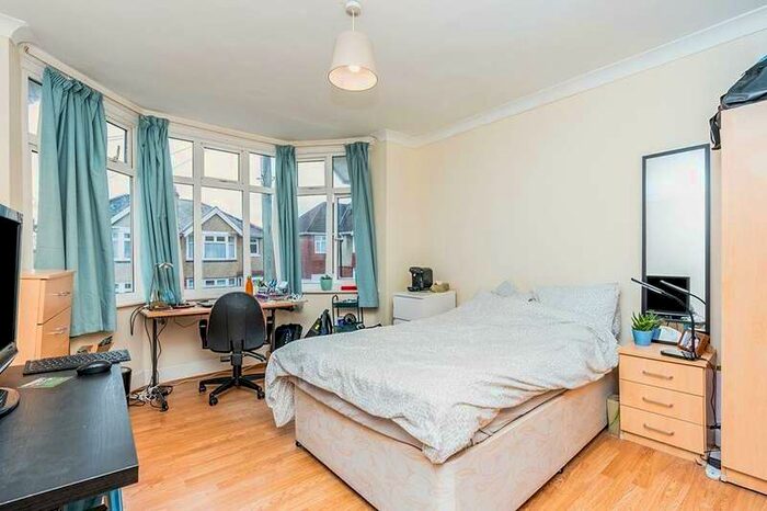 5 Bedroom Detached House To Rent In Granby Grove, Southampton, SO17