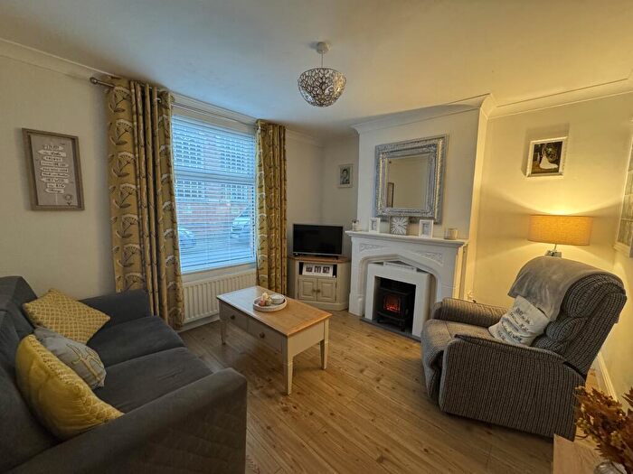 2 Bedroom House To Rent In Duke Street, Burton Latimer, Kettering, NN15