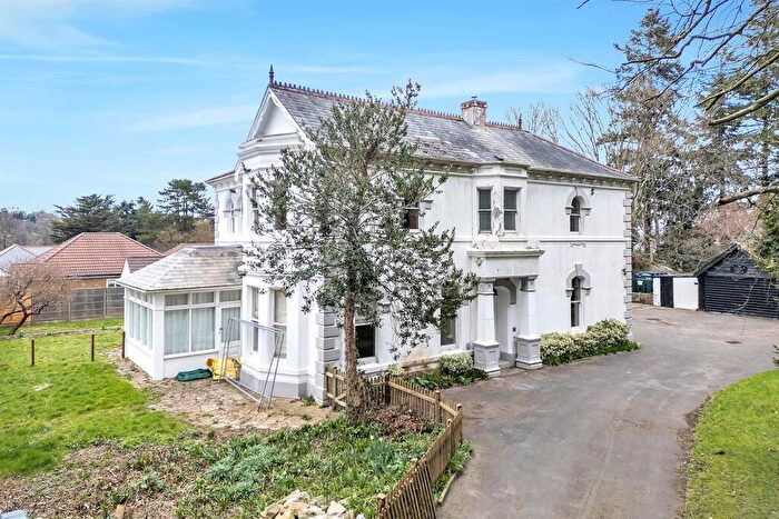 5 Bedroom Detached House For Sale In Chard Road, Axminster, EX13