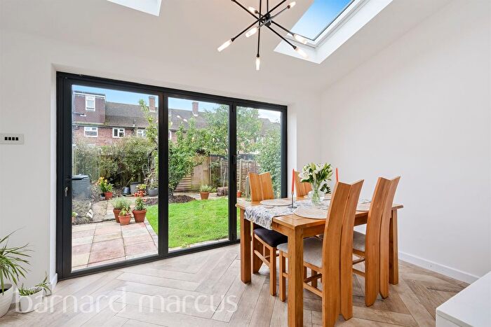 3 Bedroom Terraced House For Sale In Worsted Green, Merstham, Redhill, RH1