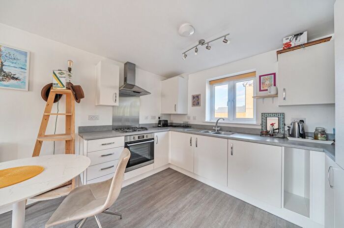 1 Bedroom Flat For Sale In Fairfax Lane, Royston, Hertfordshire, SG8