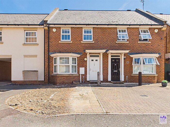 3 Bedroom Terraced House For Sale In Reed Court, Greenhithe, DA9