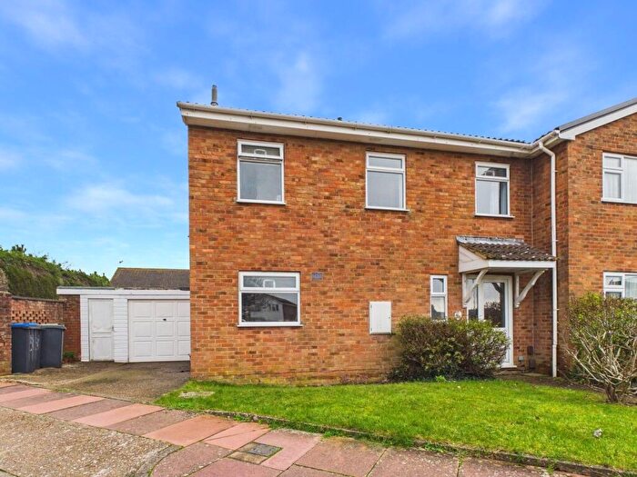 3 Bedroom Semi-Detached House For Sale In Adelaide Close, Worthing, BN13