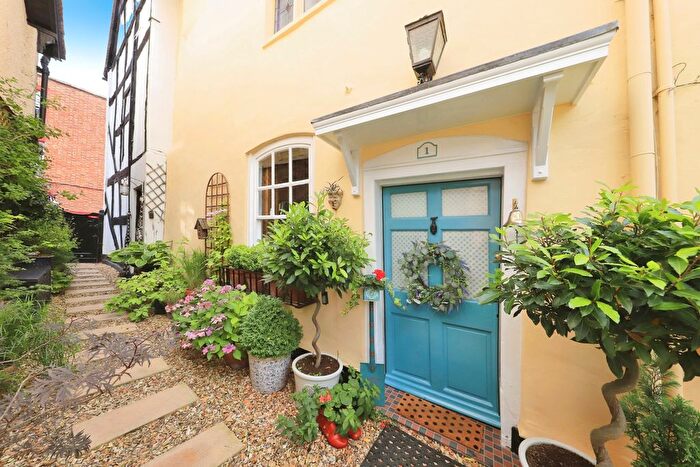 2 Bedroom Town House For Sale In Mill Street, Bridgnorth, WV15