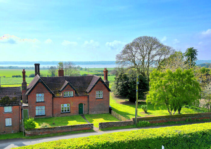 3 Bedroom Semi-Detached House To Rent In Court Farm Cottages, Stutton Road, Brantham, CO11