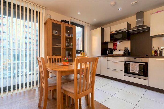 1 Bedroom Flat To Rent In Albatross Way, London, Greater London, SE16