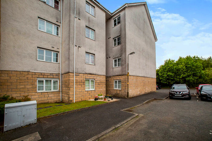 1 Bedroom Flat To Rent In Queens Crescent, Livingston, West Lothian, EH54