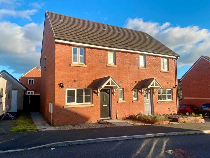 3 Bedroom Semi-Detached House To Rent In Rhodfa'r Celyn, Parc Derwen Coity, Bridgend, CF35