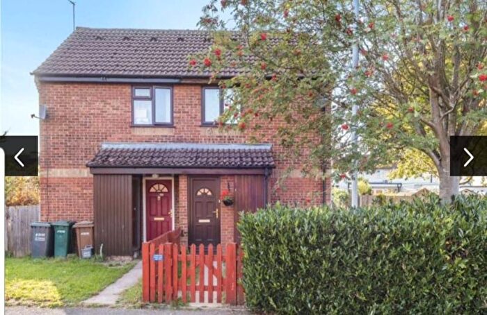 1 Bedroom Semi-Detached House To Rent In Ladywalk, Maple Cross, Rickmansworth, WD3