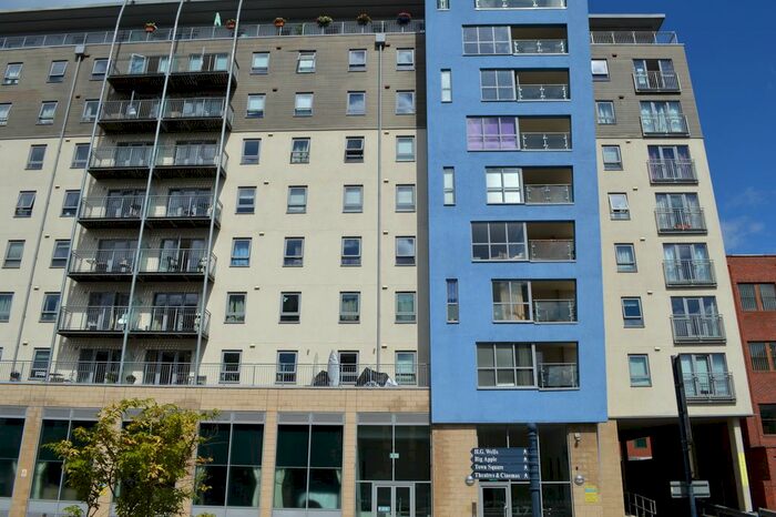 2 Bedroom Flat To Rent In Church Street East, Horsell, Woking, GU21