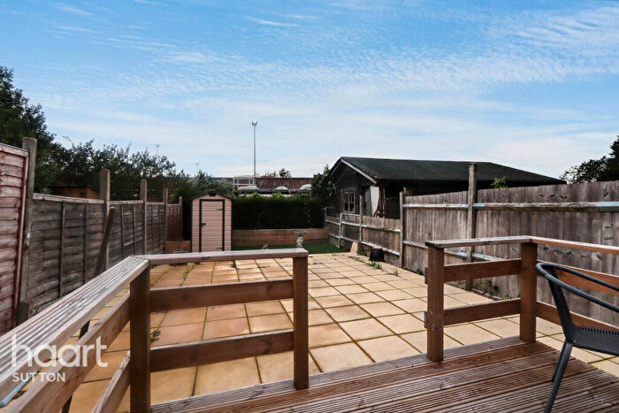 2 Bedroom Terraced House For Sale In Abbotsbury Road, Morden, SM4