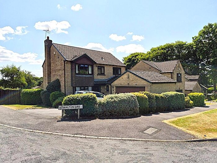4 Bedroom Detached House For Sale In Adwalton Grove, Queensbury, Bradford, BD13