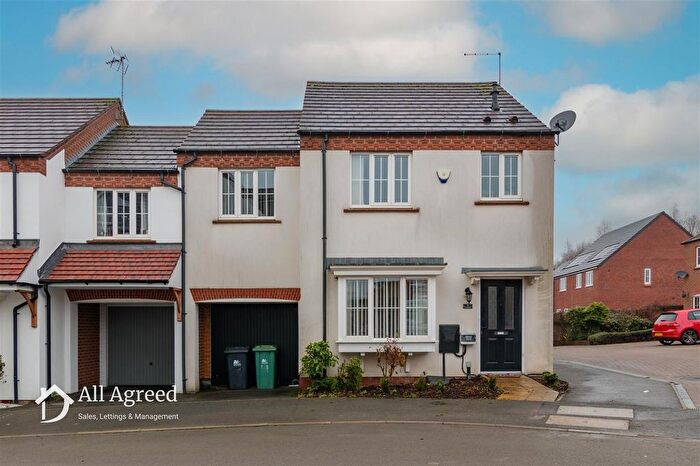 4 Bedroom Semi Detached House For Sale In Denby Bank, Marehay, Ripley, DE5