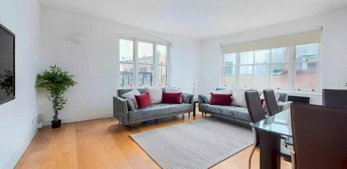 2 Bedroom Flat To Rent In Floral Street, Covent Garden, London, WC2E