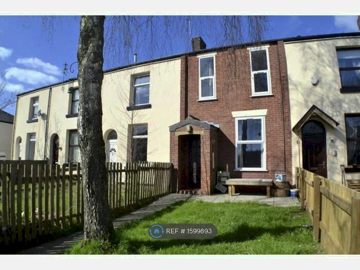 2 Bedroom Terraced House To Rent In Partington Street, Rochdale, OL11