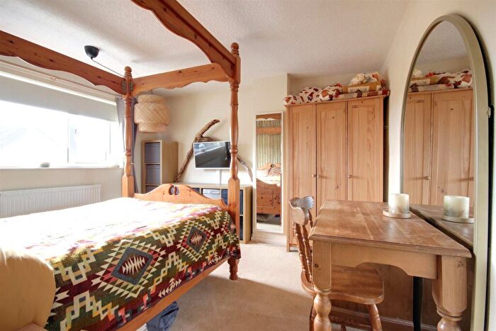 3 Bedroom Town House For Sale In Travis Road, Cottingham, HU16