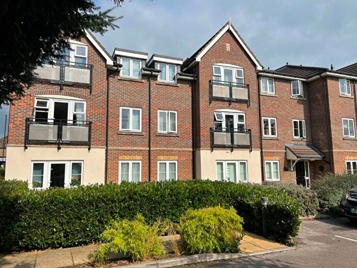 2 Bedroom Flat To Rent In Southbury Road, Enfield, EN1