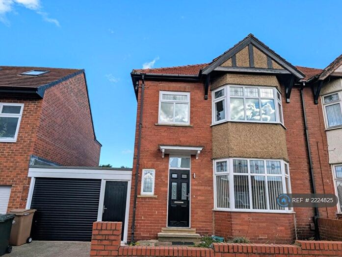 3 Bedroom Semi-Detached House To Rent In St. Georges Road, North Shields, NE30