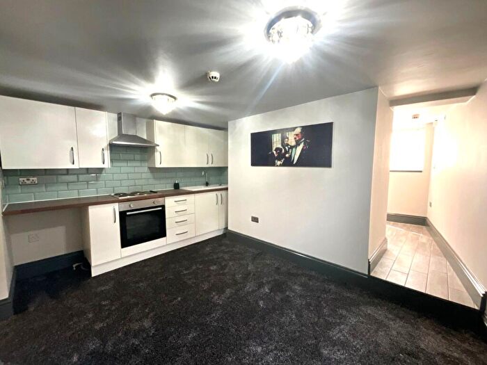 1 Bedroom Flat To Rent In Flat, Warmsworth Road, DN4