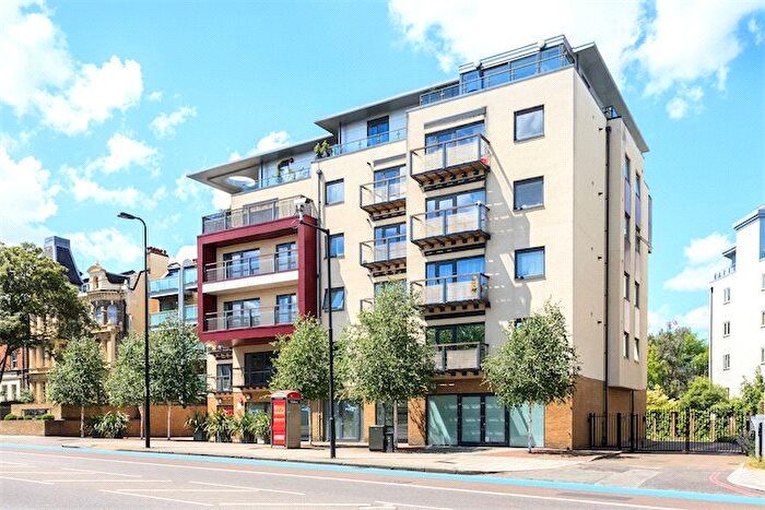 1 Bedroom Flat For Sale In Clapham Road, London, SW9