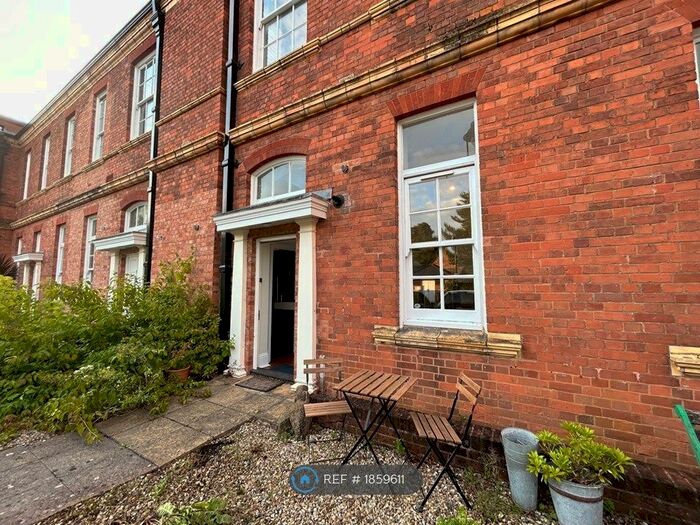 2 Bedroom Terraced House To Rent In South Grange, Exeter, EX2