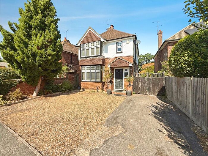 4 Bedroom Detached House For Sale In Bedford Crescent, Frimley Green, Camberley, Surrey, GU16