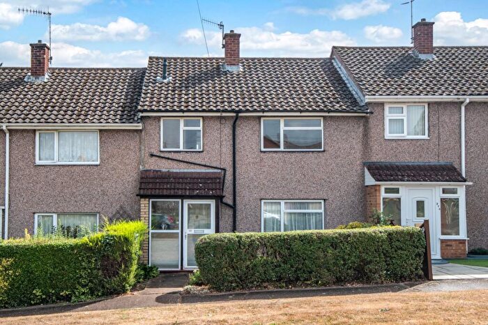 3 Bedroom Terraced House For Sale In Lyttleton Avenue, Bromsgrove, Worcestershire, B60