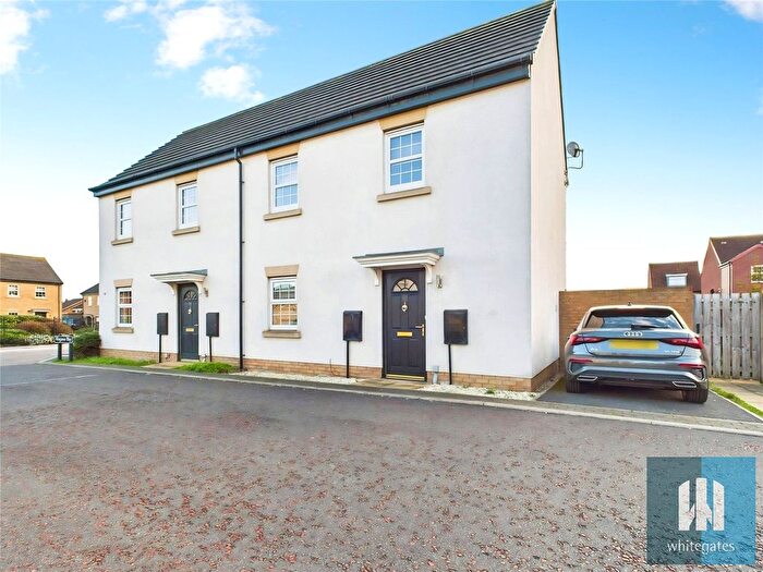 2 Bedroom Terraced House To Rent In Wingreen Way, Featherstone, West Yorkshire, WF7