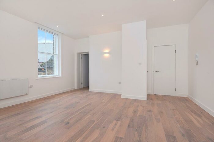 Flat To Rent In Lee Road London, SE3