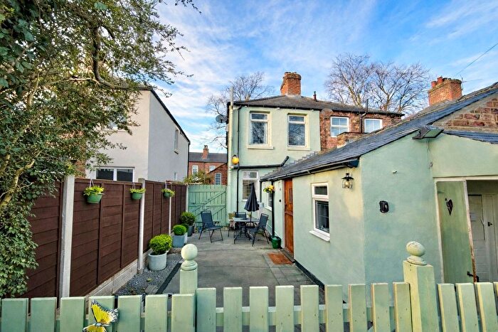 2 Bedroom Semi Detached House For Sale In South Parade, Northallerton, North Yorkshire, DL7