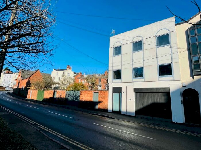 1 Bedroom Apartment To Rent In Dormer Place, Leamington Spa, CV32