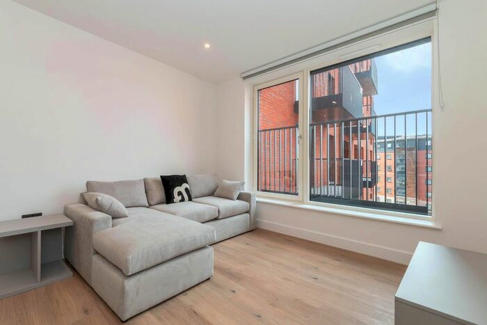 2 Bedroom Flat To Rent In The Barker, Shadwell Street, B4