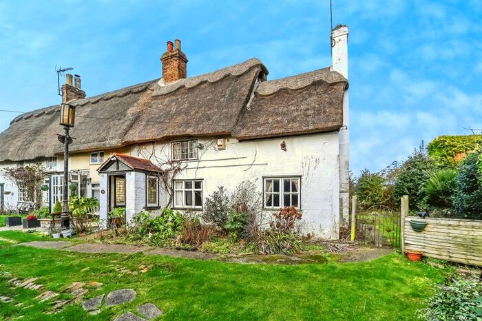 3 Bedroom Terraced House For Sale In Church End, Ravensden, Bedford, MK44