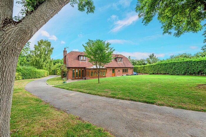 4 Bedroom Detached House To Rent In Epsom Road, West Horsley, Leatherhead, KT24