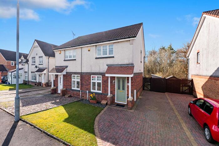 2 Bedroom Semi-Detached House To Rent In Kiloran Grove, Newton Mearns, East Renfrewshire, G77