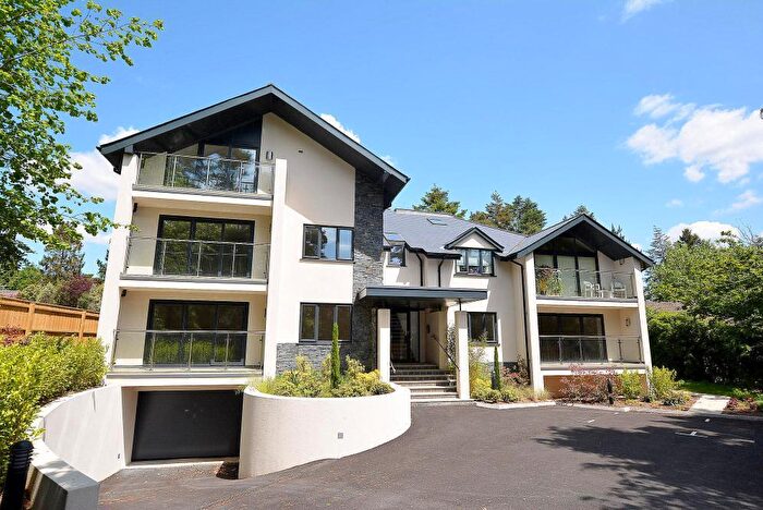 3 Bedroom Flat To Rent In New Road, Ferndown, BH22