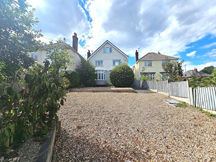 4 Bedroom Detached House For Sale In Ringwood Road, Lower Parkstone, Poole, BH14