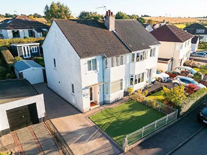 3 Bedroom Semi-Detached House For Sale In Adamslie Drive, Kirkintilloch, G66