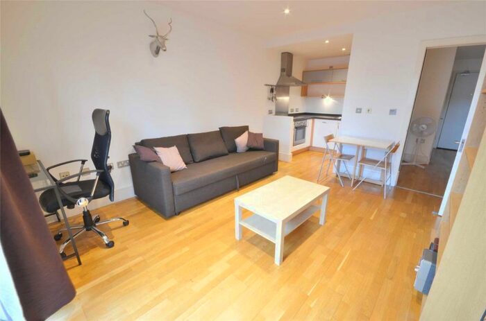 1 Bedroom Apartment To Rent In The Lock, Whitworth Street West, Manchester, M1