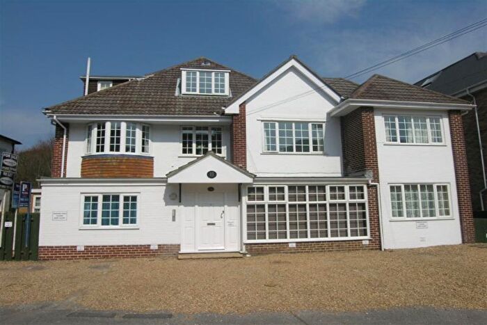 2 Bedroom Flat To Rent In Alum Chine House, BH4