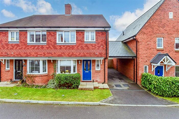 3 Bedroom Semi-Detached House For Sale In Young Lane, Harrietsham, Maidstone, Kent, ME17